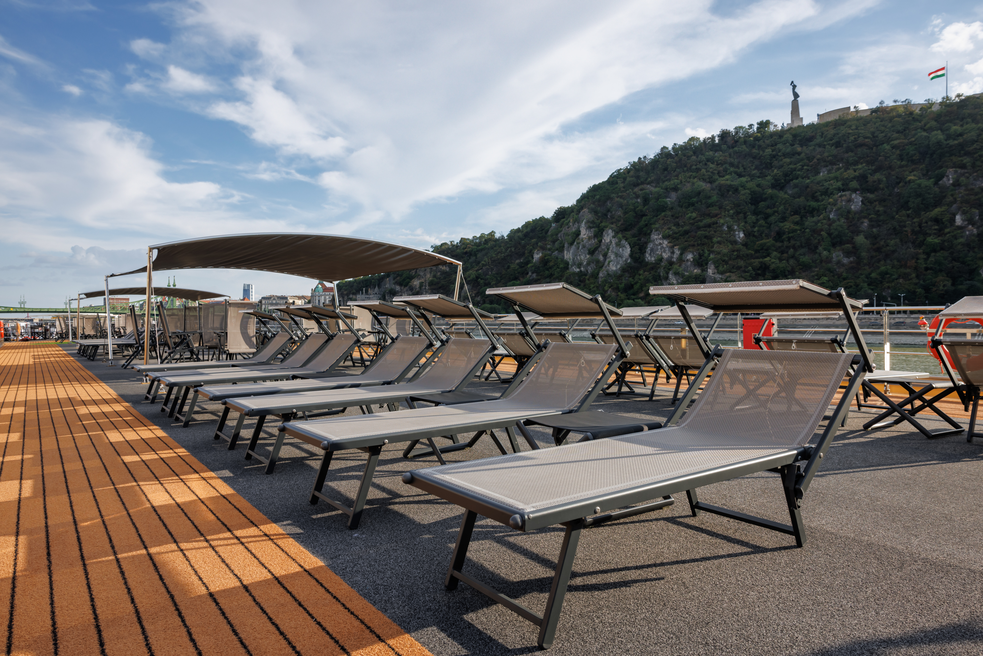 Avalon Tranquility II - Sky Deck